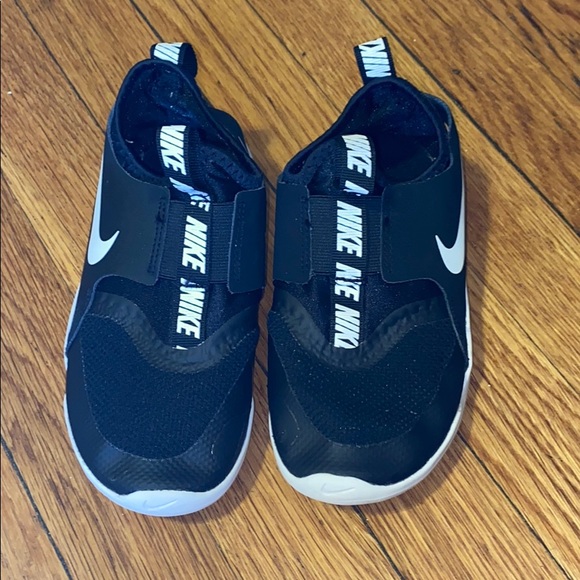 nike flex runner size 13